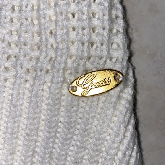Guess one size knitted white sweater. - Picture 4 of 4